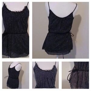 💙🌺Dark green sparkly top with belt